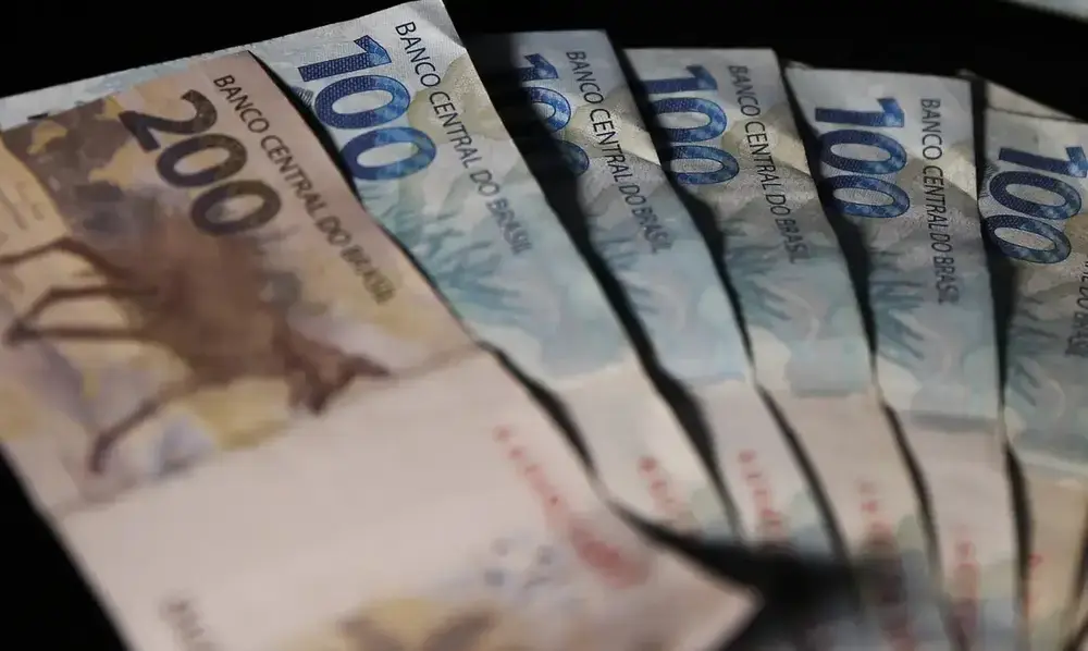 Déficit em conta corrente atinge US$ 6,036 bilhões em março